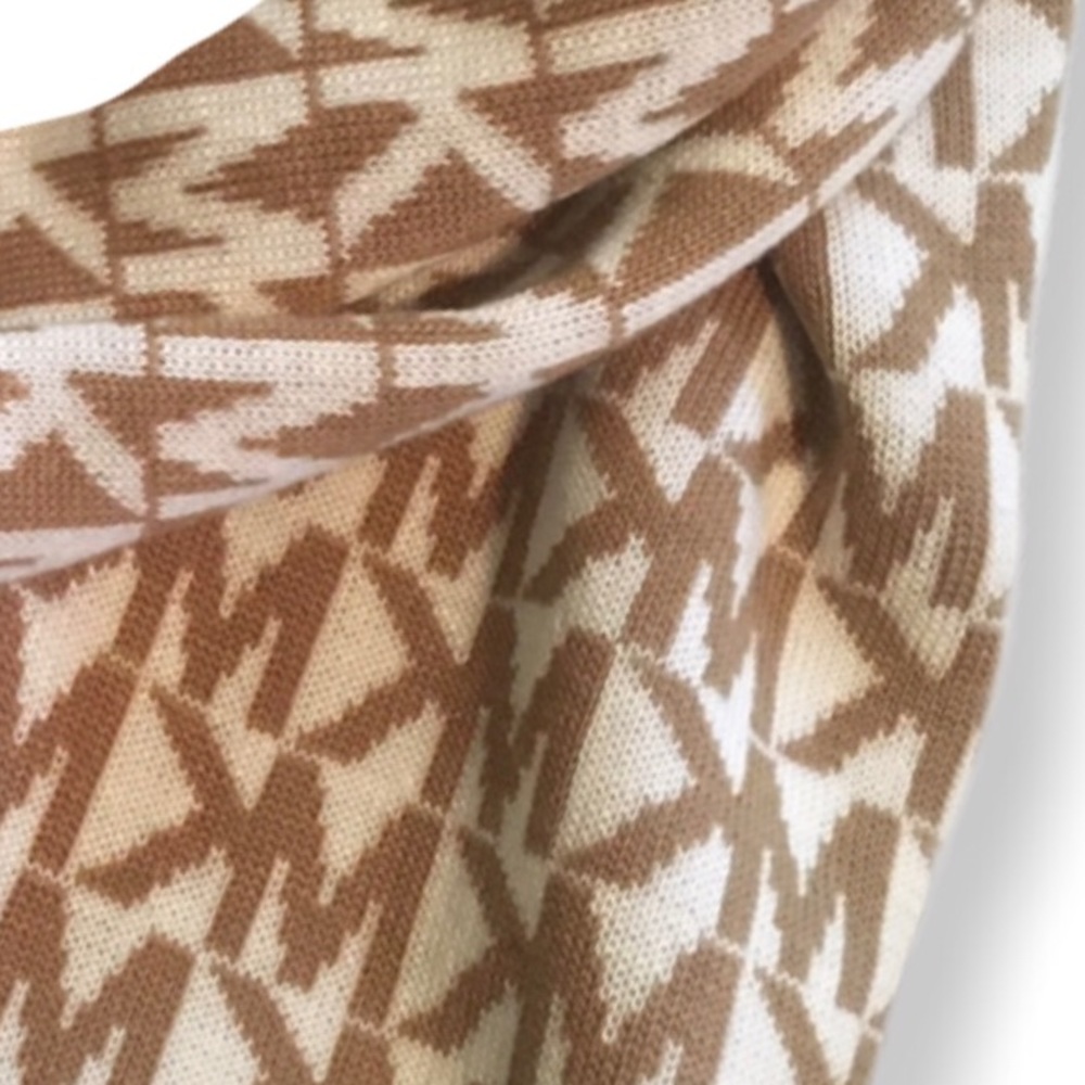 Micheal kors scarf